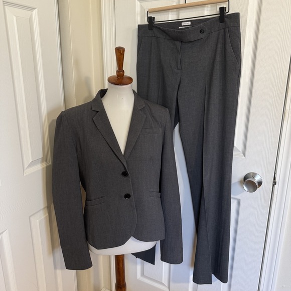 Calvin Klein Jackets & Blazers - Calvin Klein Women's Grey Stretch Suit Set Blazer Size 10 & Pants Size 6